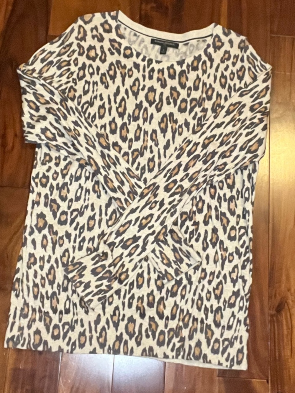Large leopard sweater